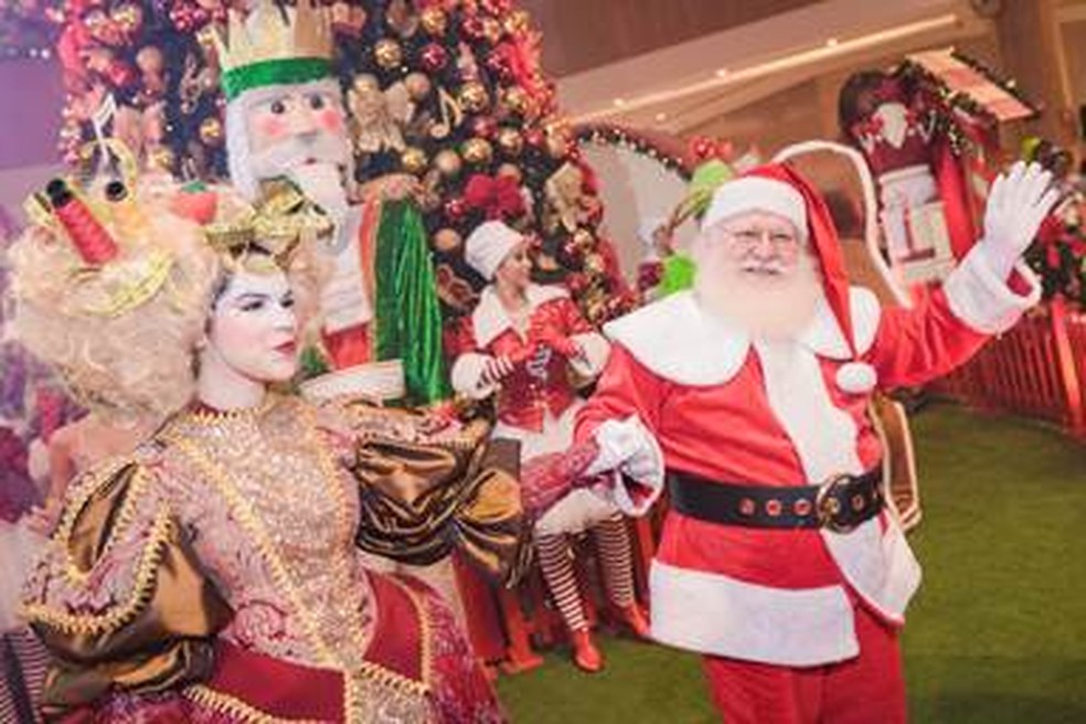 Chegada do Papai Noel no RioMar Kennedy, neste sábado (18). (Foto: Divulgação)
