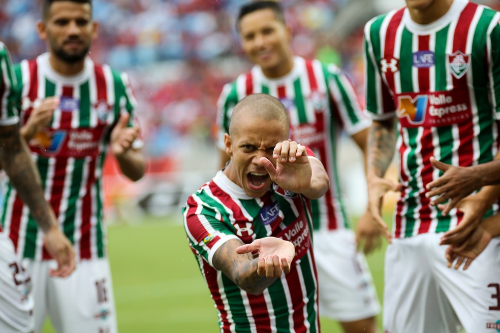 Marcos Junior comemora gol sobre Fla (Foto: Lucas Merçon / Fluminense)