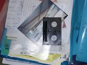 Documentos apreendidos na casa de empresário de Uberlândia (Foto: G1/G1)