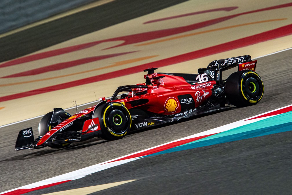 Charles Leclerc vai largar na terceira posição com a Ferrari no GP do Bahrein de 2023 — Foto: Ercore Colombo/Ferrari