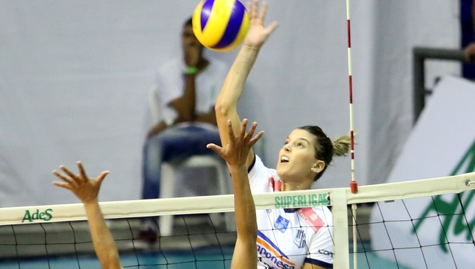 Mari Paraíba fez nove pontos na derrota para o Rio de Janeiro (Foto: Orlando Bento)