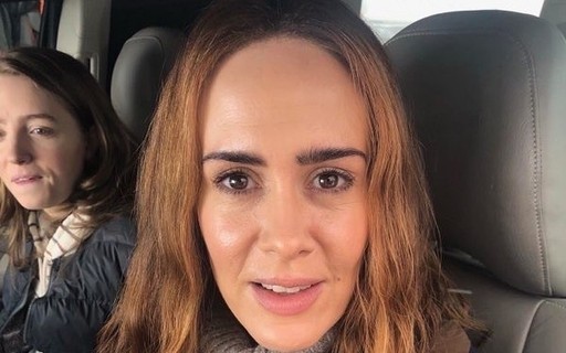 Sarah Paulson Responde Seguidor No Twitter Causa Pol mica E 