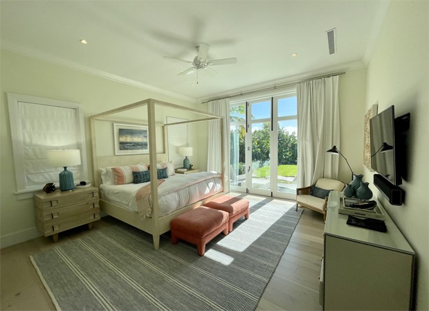 Kim e Pete Davidson estão curtindo férias em condomínio privado nas Bahamas com casas que valem US$ 19,9 milhões (Foto: Baker's Bay Golf & Ocean Club )