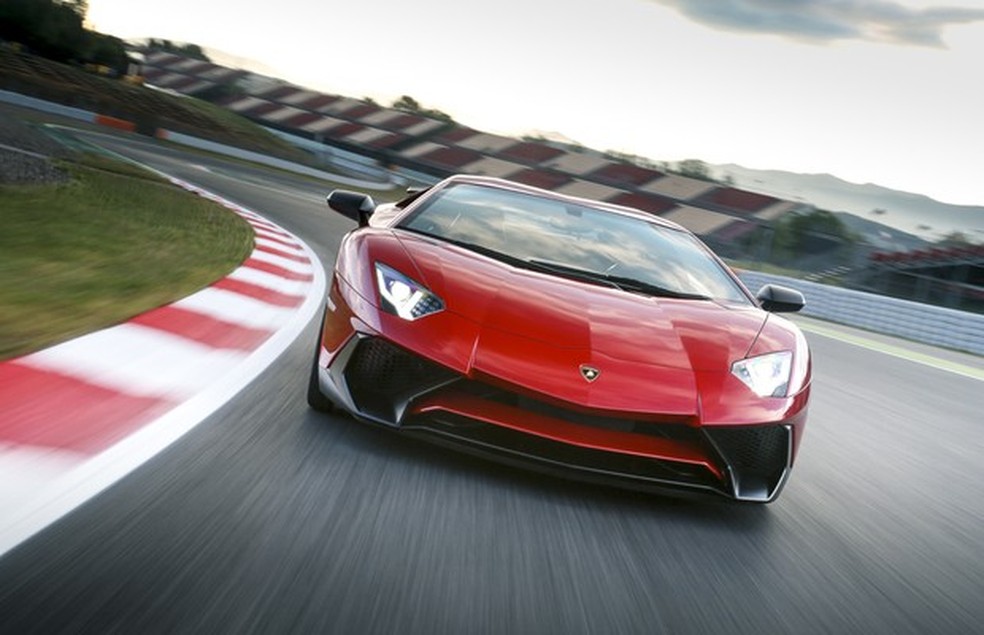 Análise: Lamborghini Aventador LP750-4 SV | Testes | autoesporte