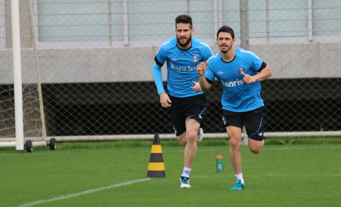 Grohe, Giuliano e M. Oliveira treinam à parte e mantêm mistério para Gre-Nal