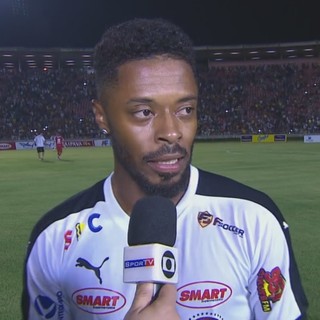 Agente diz que Michel Bastos vai jogar a Libertadores