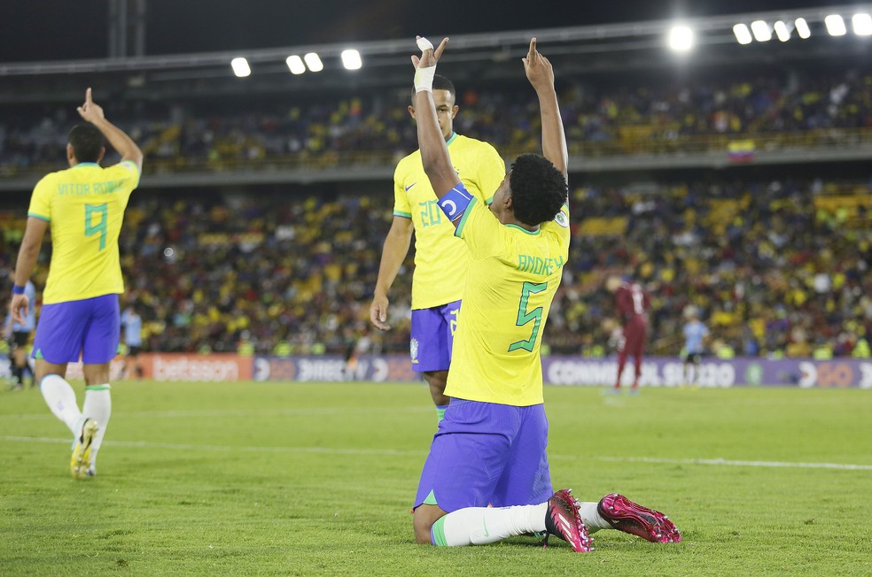 Andrey fez o primeiro gol do Brasil na vitória por 2 a 0 sobre o Uruguai, no Sul-Americano Sub-20 — Foto: Rafael Ribeiro / CBF