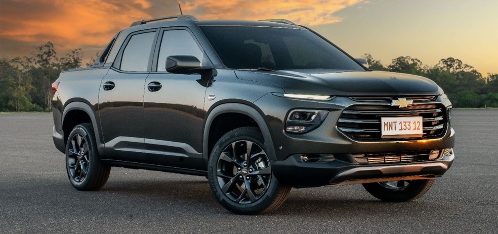 Terceira geração da Chevrolet Montana é a maior e, pela primeira vez, tem quatro portas  — Foto: Divulgação