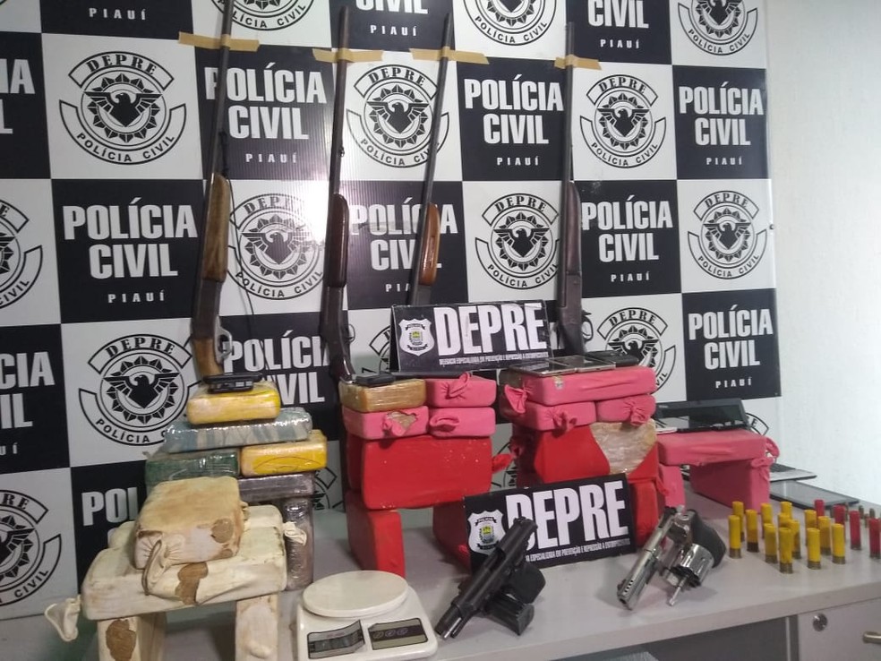 Depre realiza operação e prende suspeitos de traficar drogas do estado do Mato Grosso — Foto: Marcos Teixeira/ TV Clube