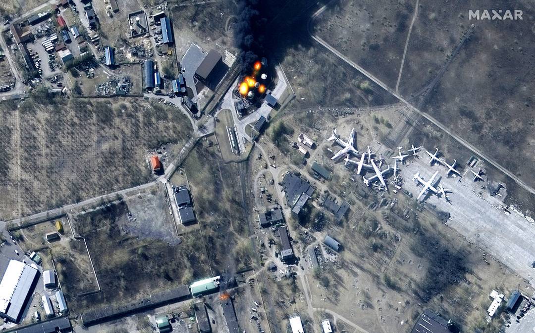 Artilharia ataca aeroporto próximo a Kiev em 11 de março de 2022