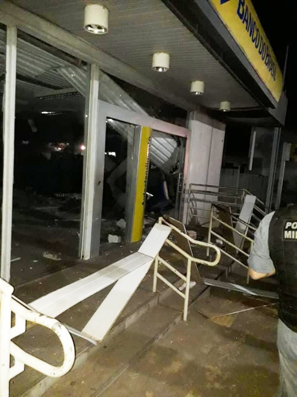 AgÃªncia bancÃ¡ria de EsperantinÃ³polis-MA foi alvo de bandidos â Foto: DivulgaÃ§Ã£o