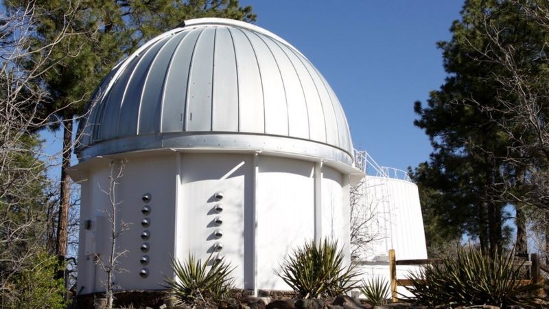 A equipe usou o potente telescópio do observatório de Lowell, no Arizona (EUA) (Foto: Getty Images via bbc)