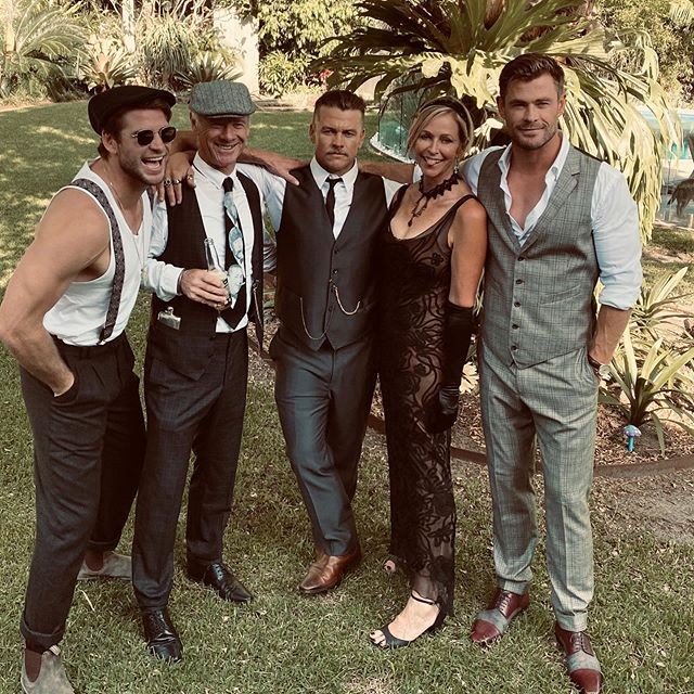 Liam, Craig, Luke, Leonie e Chris Hemsworth (Foto: Instagram)
