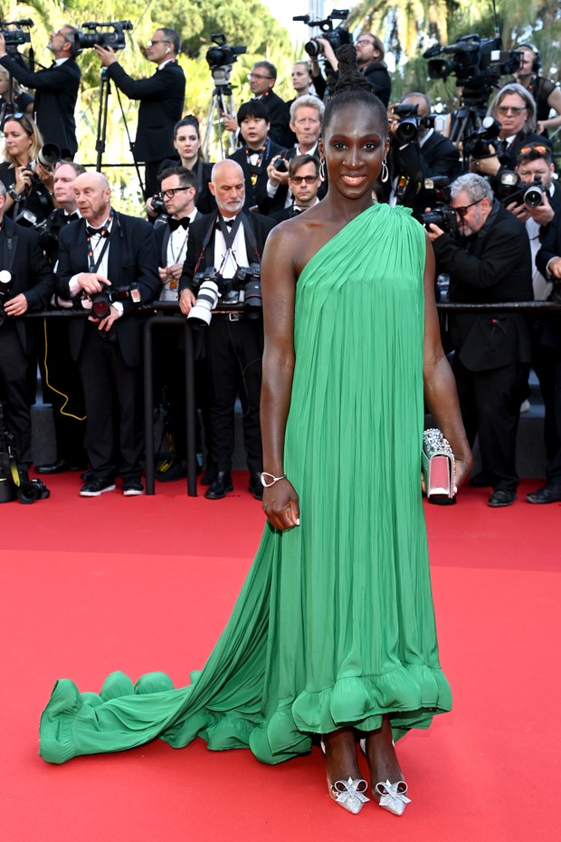 CANNES, FRANCE - MAY 17: Eye Haidara attends the screening of "Final Cut (Coupez!)" and opening ceremony red carpet for the 75th annual Cannes film festival at Palais des Festivals on May 17, 2022 in Cannes, France. (Photo by Pascal Le Segretain/Getty Ima (Foto: Getty Images)