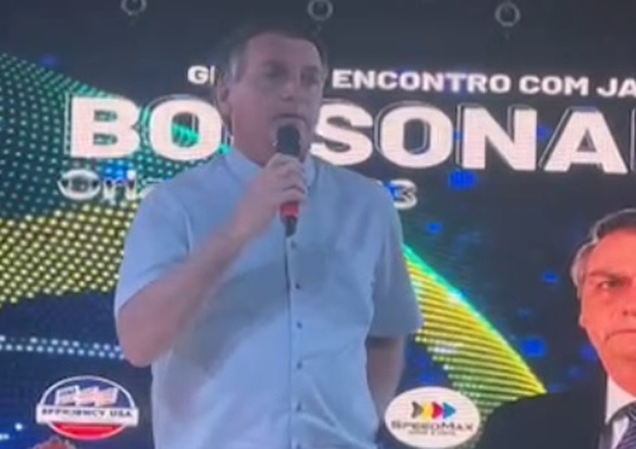 Jair Bolsonaro discursa para apoiadores em evento na Flórida