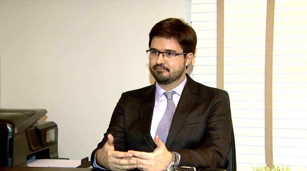 O pesquisador Carlos Eduardo Rosa acredita que o estudo auxiliará no diagnóstico da depressão pós-parto e no tratamento (Foto: Claudio Oliveira/EPTV)