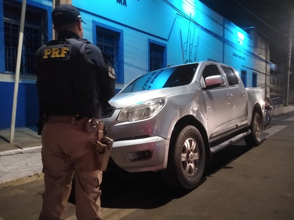 Veículos com registro de roubo no Piauí e em Brasília são recuperados no Maranhão — Foto: Divulgação/PRF