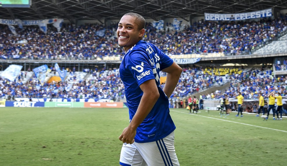 Vitor Roque deixou o Cruzeiro em abril do ano passado — Foto: Divulgação/Mineirão