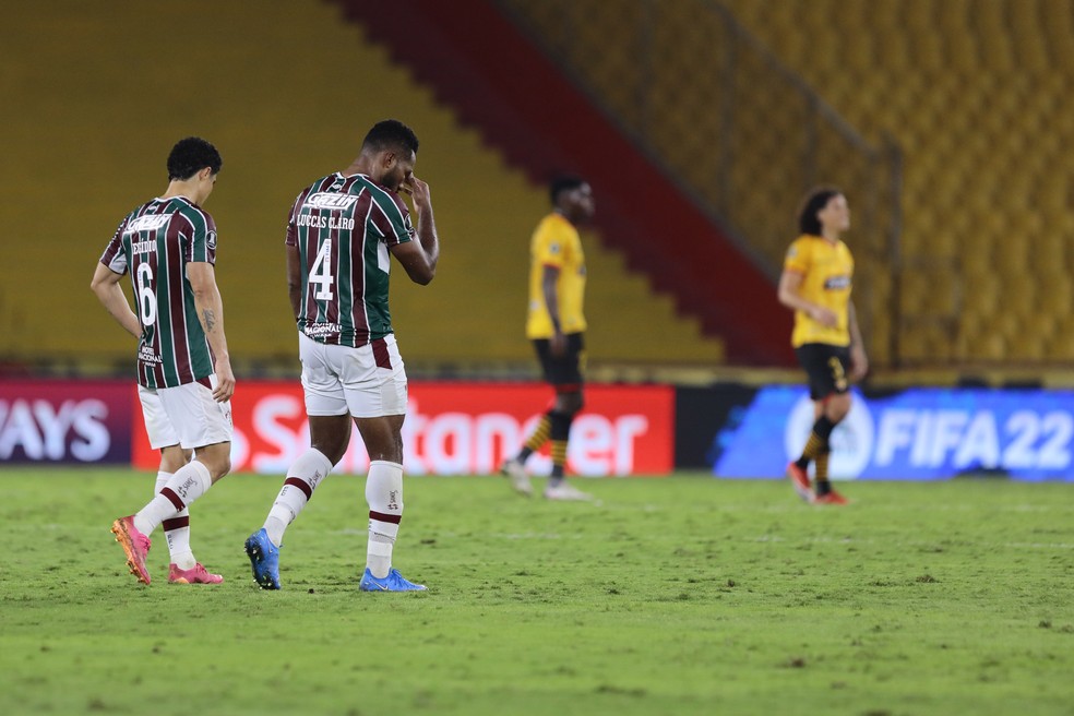 Luccas Claro e Egídio em Barcelona de Guayaquil x Fluminense — Foto: Staff Images / CONMEBOL