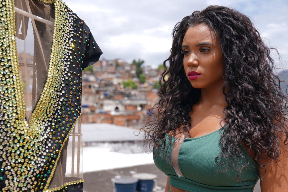 Evelyn Bastos, rainha da Mangueira, fala sobre o Rio sem carnaval — Foto: Jorge Soares/G1