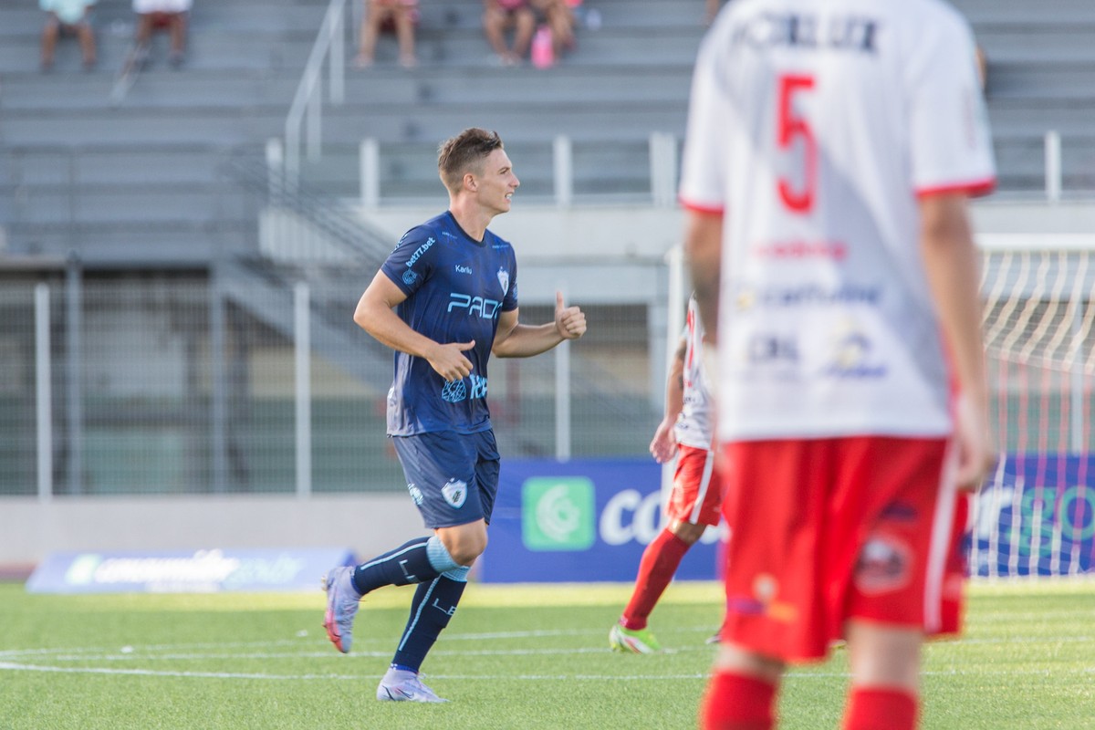 Quando Juninho estreará para Londrina?