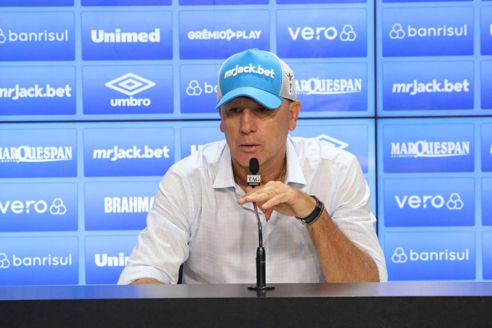 Renato reconhece má atuação do Grêmio em vitória sobre o Avenida: Não gostei em momento algum