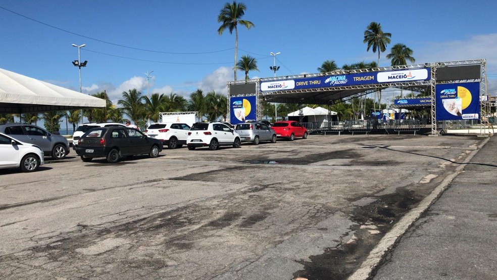 maceio inicia vacinacao contra a covid 19 em pessoas com 71 anos alagoas g1