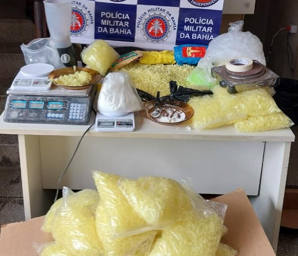 Drogas foram encontradas em Sussuarana — Foto: Polícia Militar da Bahia