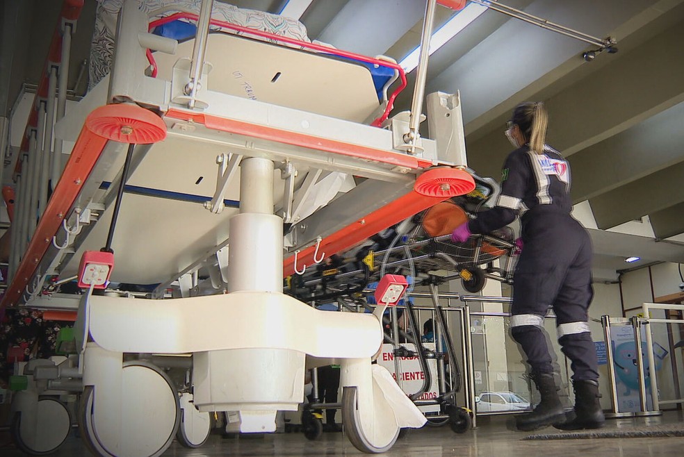 Atendimento em hospital no DF em imagem de arquivo — Foto: TV Globo / Reprodução