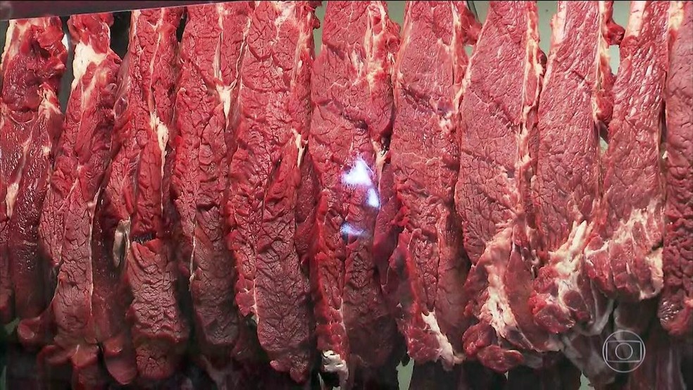 Carne em açougue, frigorífico — Foto: Rede Globo/Reprodução