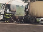 Caminhão pega fogo e provoca lentidão na Dutra em São José, SP