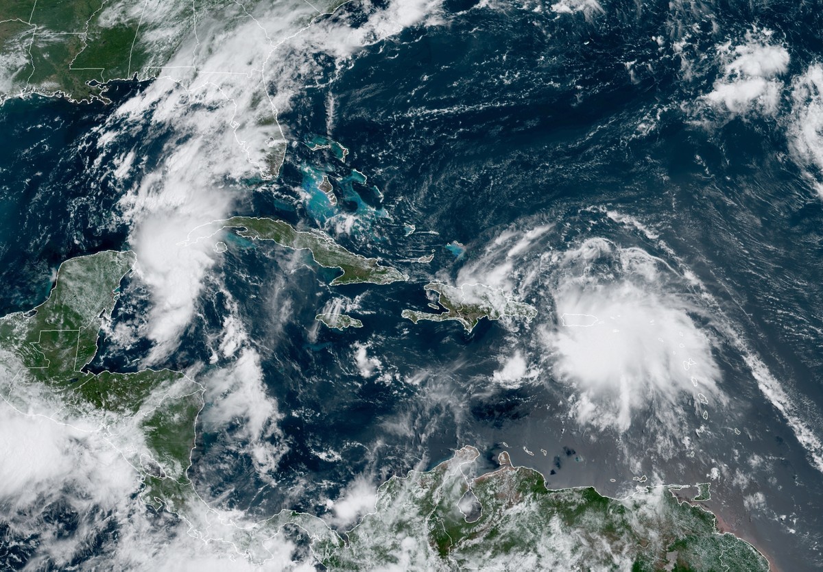 Tempestade Laura atinge Cuba após passagem letal pelo Haiti ...