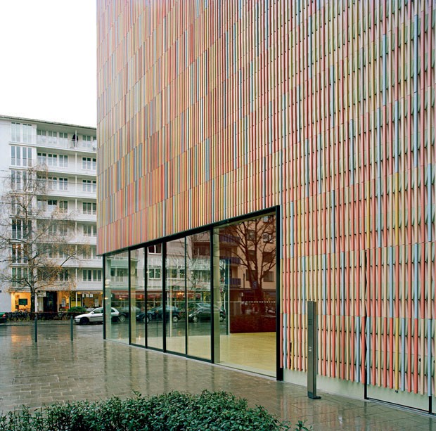 Brandhorst Museum, 2009, Munique, projeto de Sauerbruch Hutton (Foto: Annette Kislin)