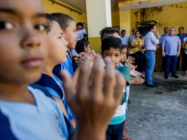 Crianças em escola estadual de Cáceres: anúncio de concurso para contratação de professores é a primeira medida na Educação. (Foto: Mayke Toscano / GCom-MT)