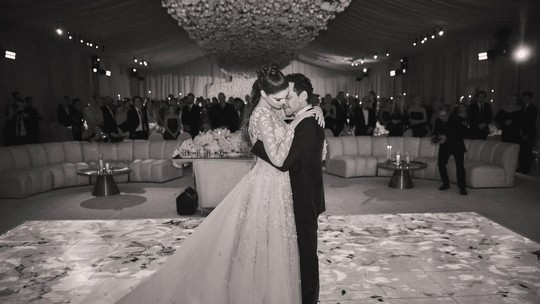 Por dentro do casamento repleto de estrelas de Nadia Ferreira e Marc Anthony em Miami
