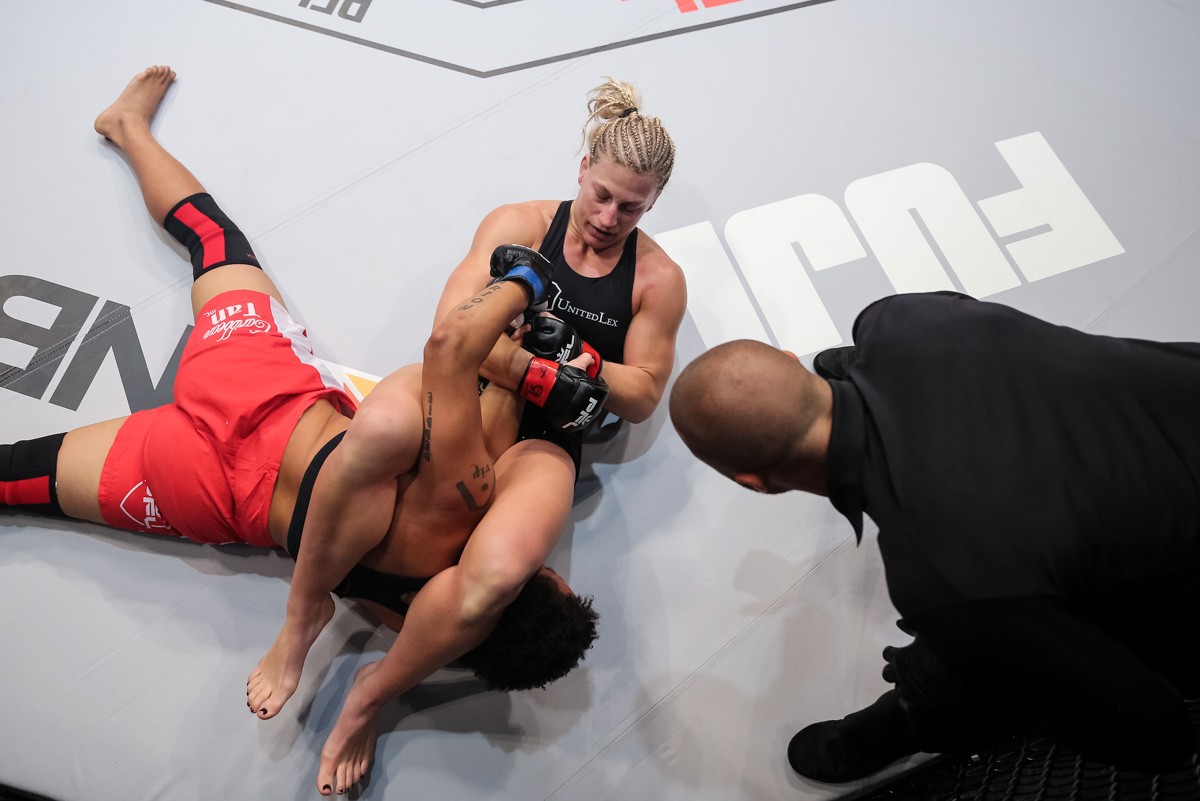 Kayla critica corte de peso no MMA, mas admite descer para enfrentar ...