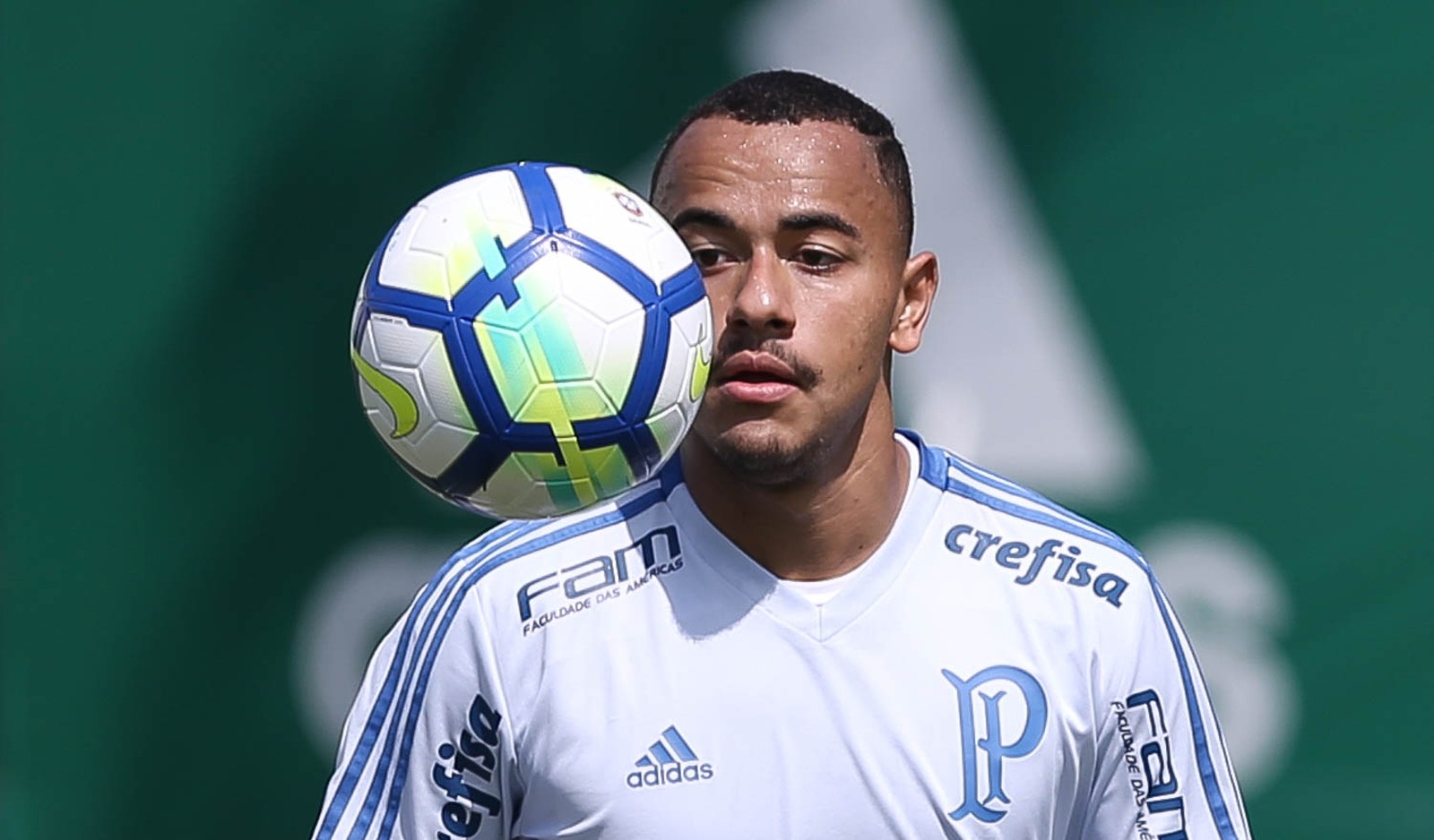 Lembra do Papagaio? Pego em antidoping, atacante do Palmeiras ainda aguarda julgamento