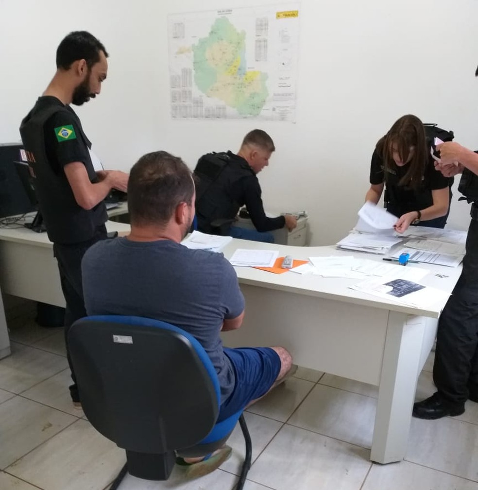 Mandados de busca e apreensão foram cumpridos na Operação Jacundá, em RO — Foto: Polícia Civil/Divulgação