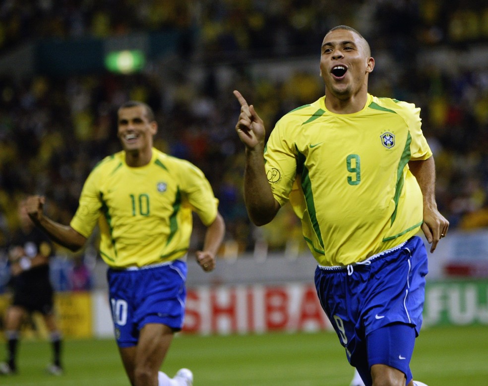 Brasil venceu a Turquia por 1 a 0 na dif&iacute;cil semifinal da Copa do Mundo de 2002 &mdash; Foto: Getty Images