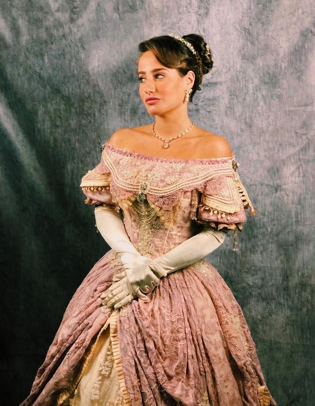 Bruna Griphao como Princesa Leopoldina em Nos Tempos do Imperador (Foto: Jefferson Alves)