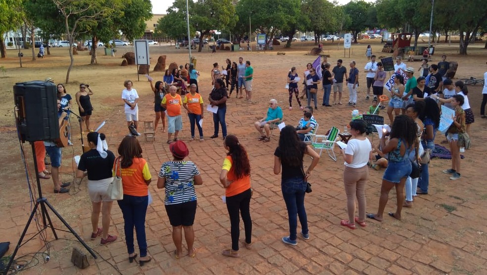 Protesto é realizado no Centro de Palmas — Foto: Mazim Aguiar/TV Anhanguera