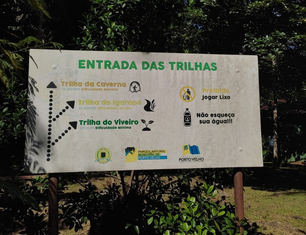 Parque natural tem três opções de trilhas, sendo duas em funcionamento. — Foto: Thaís Nauara/g1