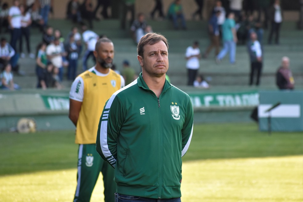Felipe Conceição mantém foco na briga por G-4 e avalia que ...