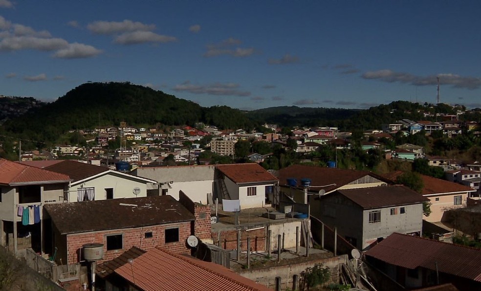 Moradores relataram ter sentido tremores de terra em Rio Branco do Sul, na madrugada desta terça-feira (14) — Foto: Reprodução/RPC