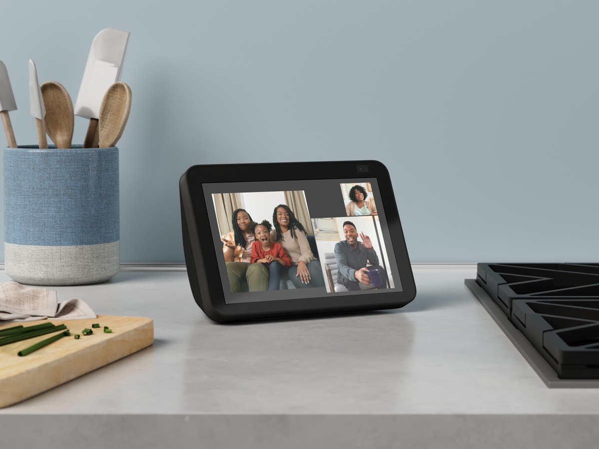 Amazon Echo Show 5 e 8 chegam ao Brasil com preços a partir de R$ 599