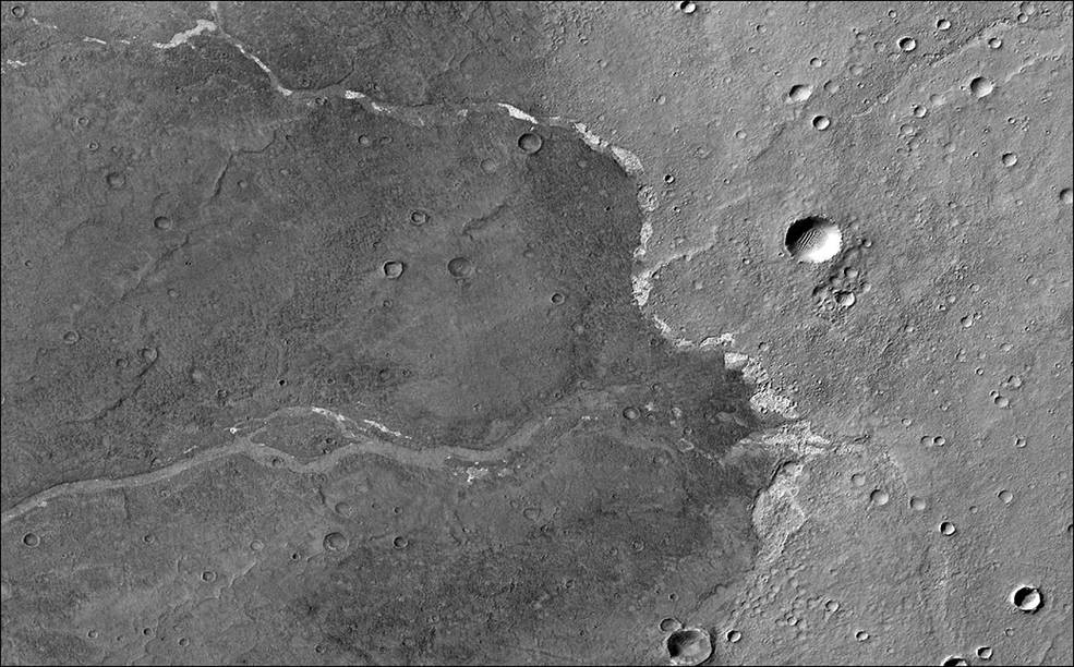 Marte pode ter tido água líquida à superfície há 400.000 anos