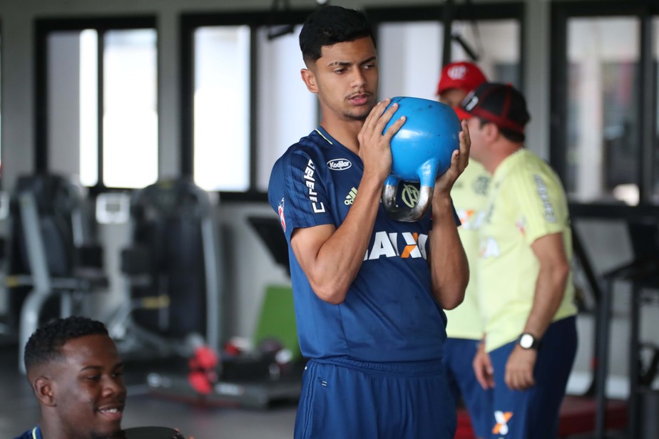 Em  nome  do pai: apelido de Pablo Maldini tem origem em rede social