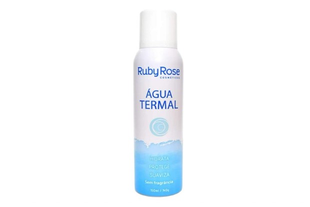 A água termal da Ruby Rose pode ser utilizada como bruma fixadora para fazer a maquiagem durar mais (Foto: Reprodução/Amazon)
