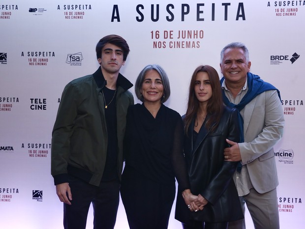 Bento Morais, Gloria Pires, Ana Morais e Orlando Morais (Foto: Roberto Filho/BrazilNews)