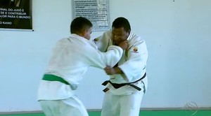 Aécio e Enaldo treinam para o Grand Prix Internacional de judô (Foto: Reprodução/TV Sergipe)